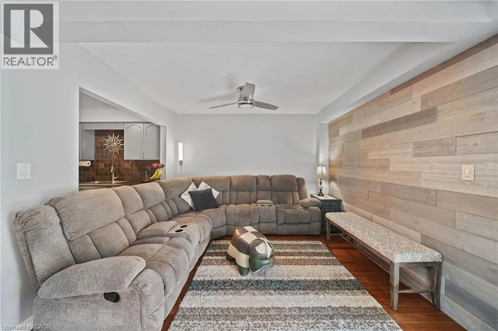 54 ARGYLE Street S Unit# 4 #4