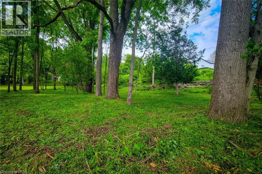 311 GOLF LINKS Road