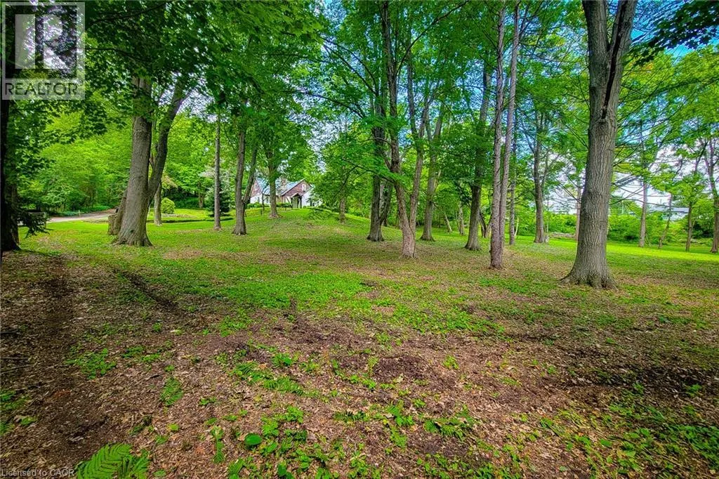 311 GOLF LINKS Road