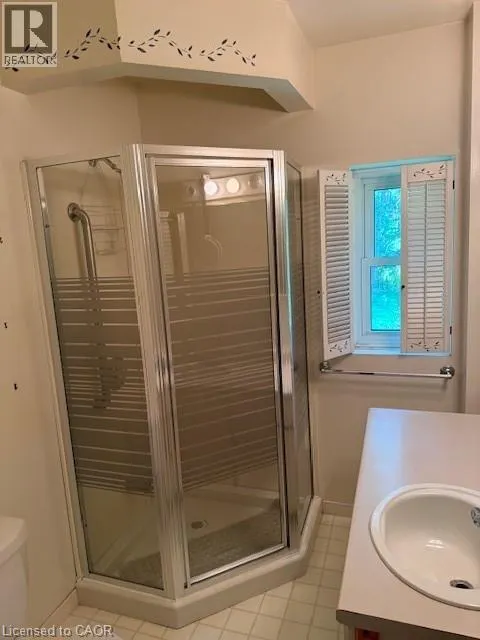 311 GOLF LINKS Road