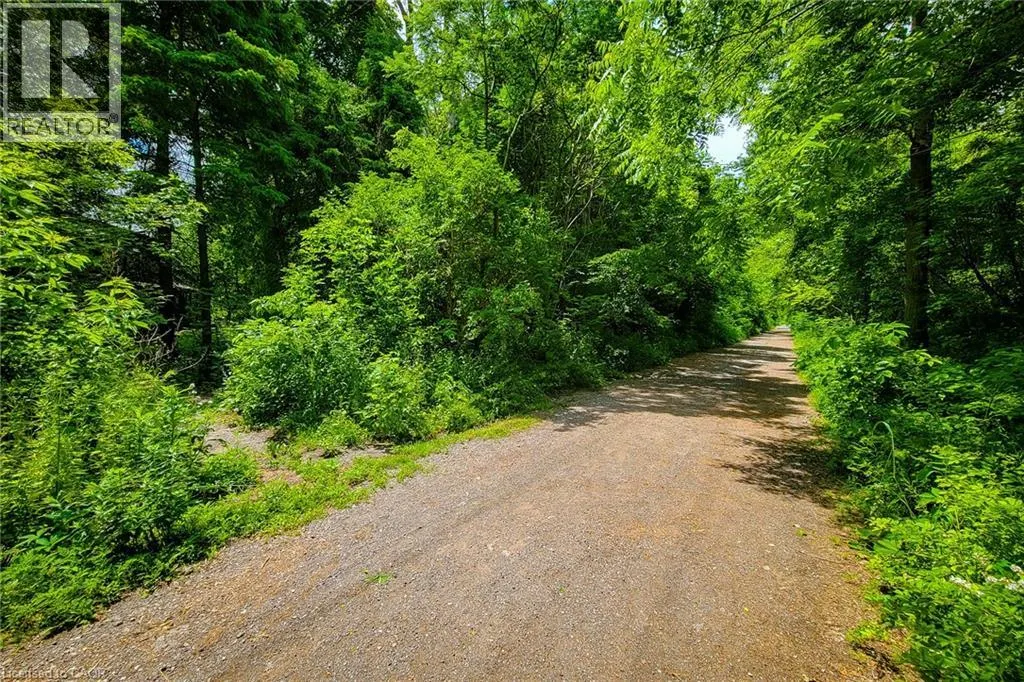 311 GOLF LINKS Road