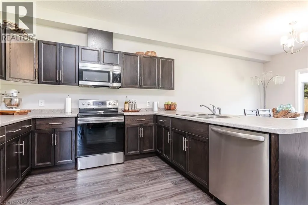 51 CRAB APPLE Court