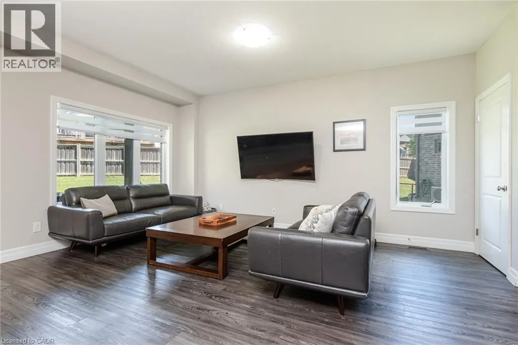 51 CRAB APPLE Court