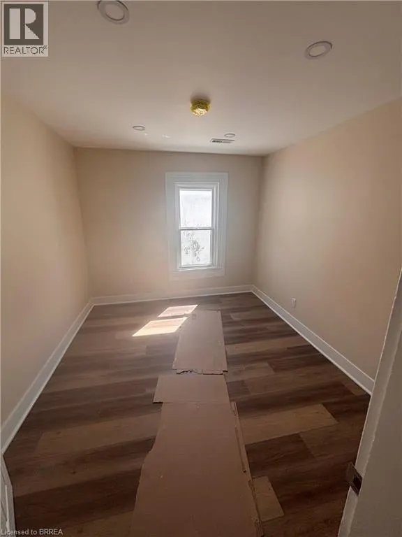 130 KING Street Unit# UPPER #UPPER