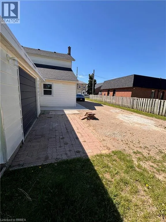 130 KING Street Unit# UPPER #UPPER