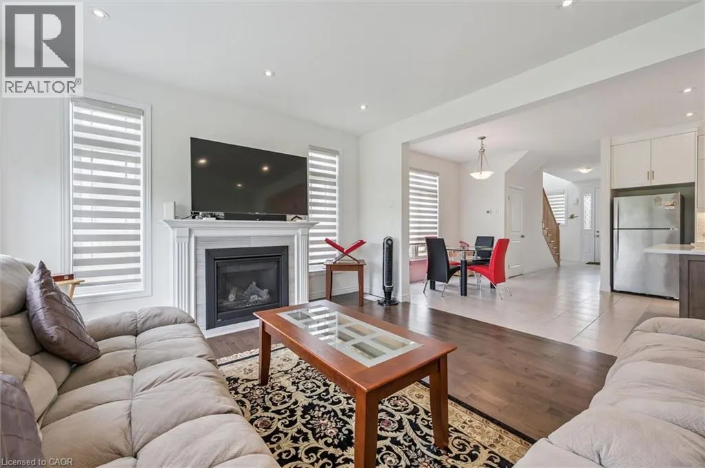 153 RIVERTRAIL Avenue