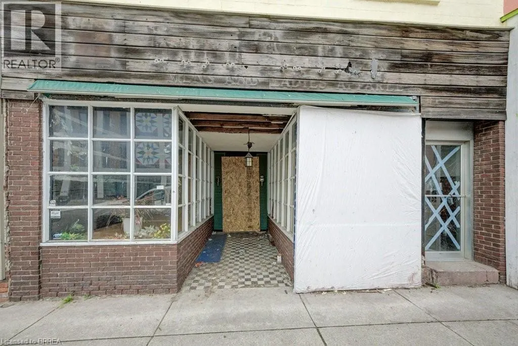 36 NORFOLK Street S