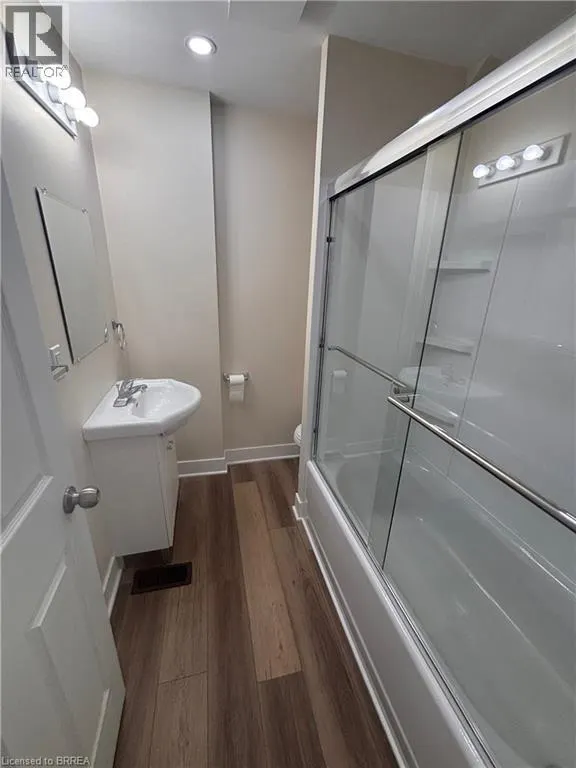 130 KING Street Unit# LOWER #LOWER