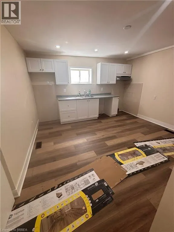 130 KING Street Unit# LOWER #LOWER
