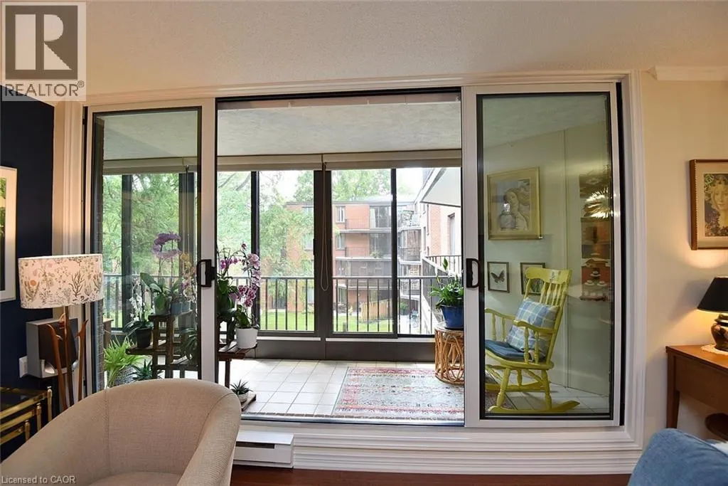 150 WILSON Street W Unit# 303 #303