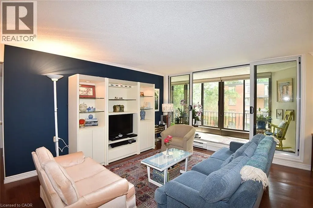 150 WILSON Street W Unit# 303 #303