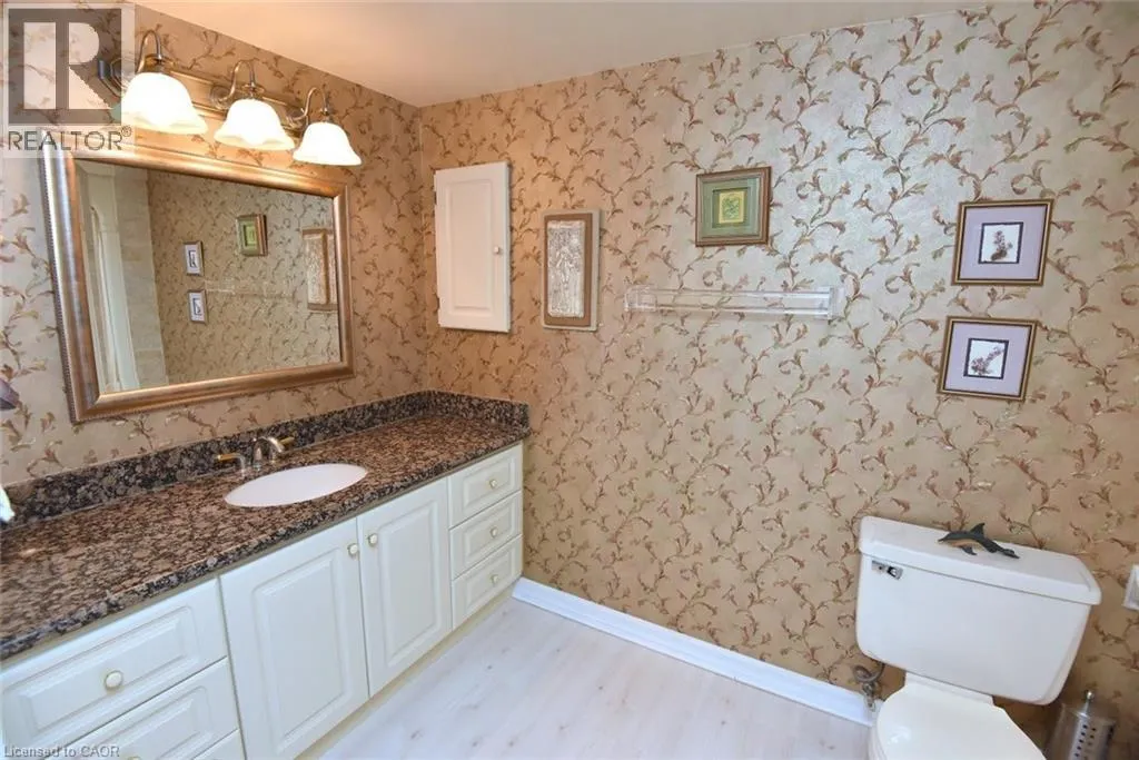 150 WILSON Street W Unit# 303 #303