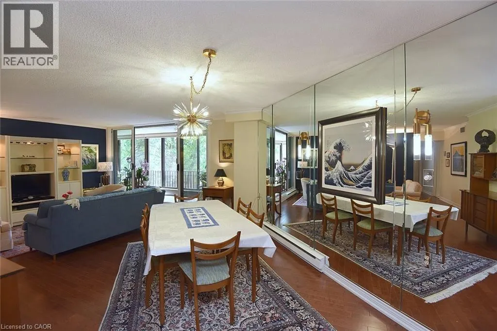150 WILSON Street W Unit# 303 #303