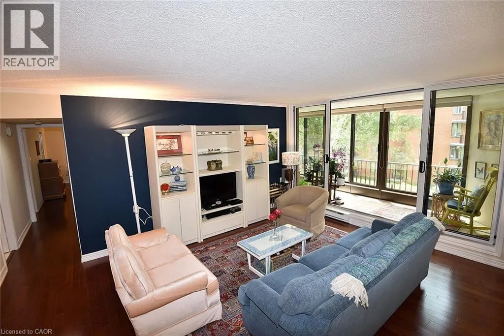150 WILSON Street W Unit# 303 #303
