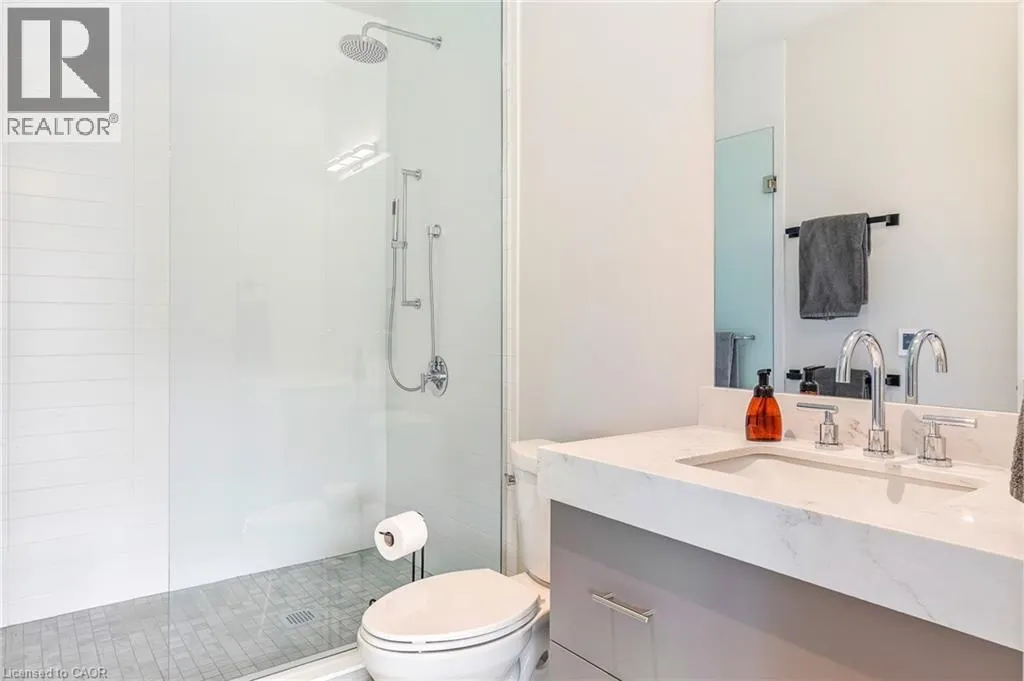 123 MAURICE Drive Unit# 303 #303