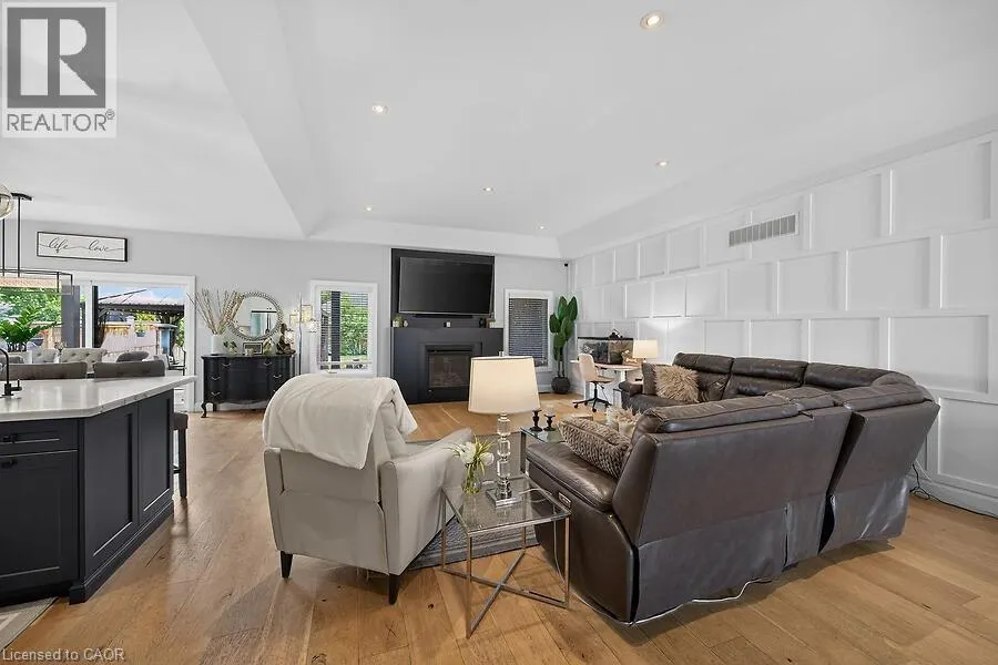 42 BLUENOSE Drive
