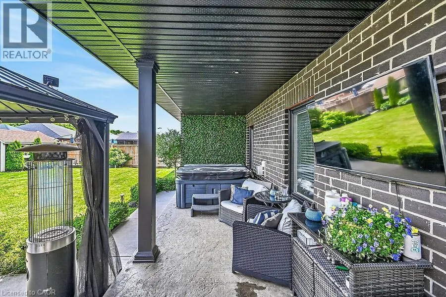 42 BLUENOSE Drive