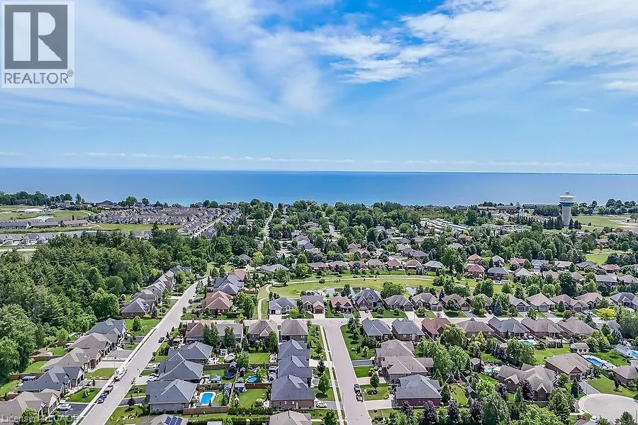 42 BLUENOSE Drive