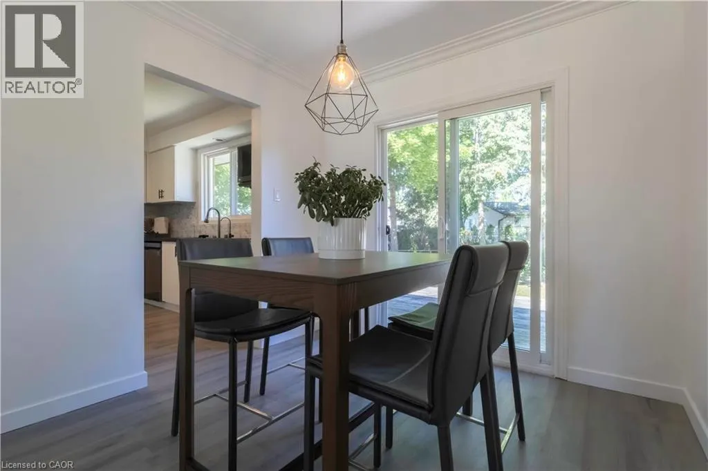 34 GOLFVIEW Road
