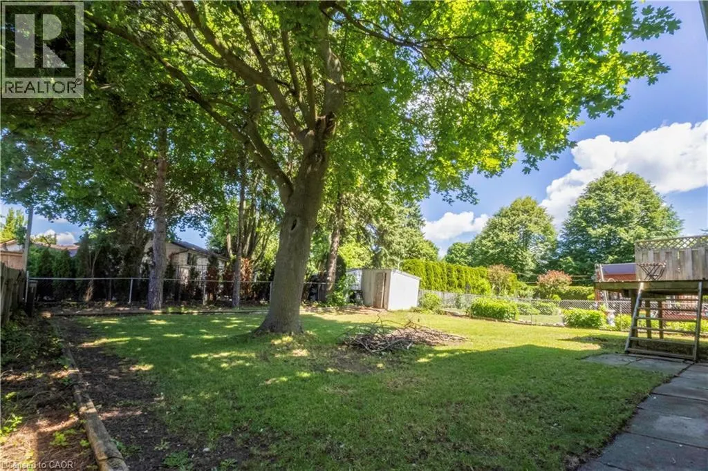 34 GOLFVIEW Road