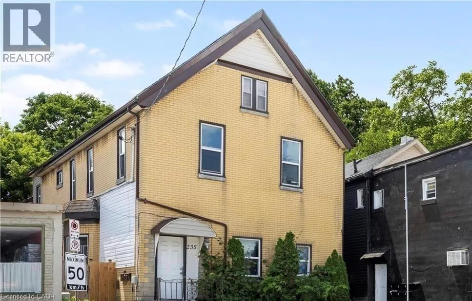 235 HAMILTON Road