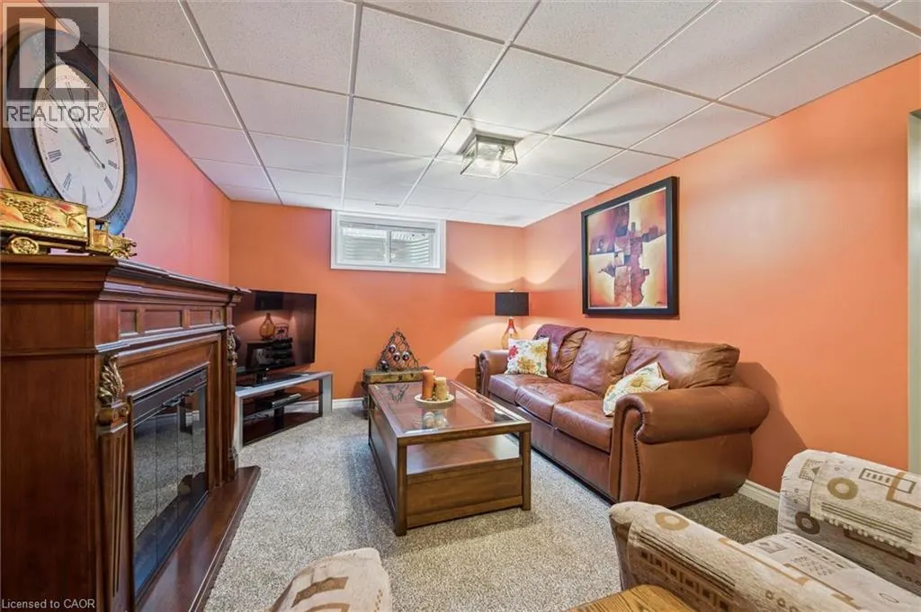 235 SPENCER Drive