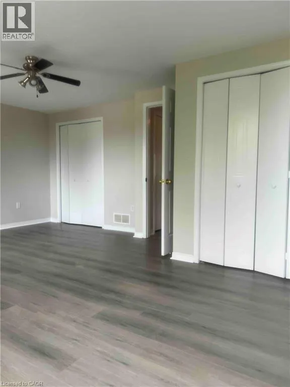 151 CLAIRFIELDS Drive E Unit# 4 #4