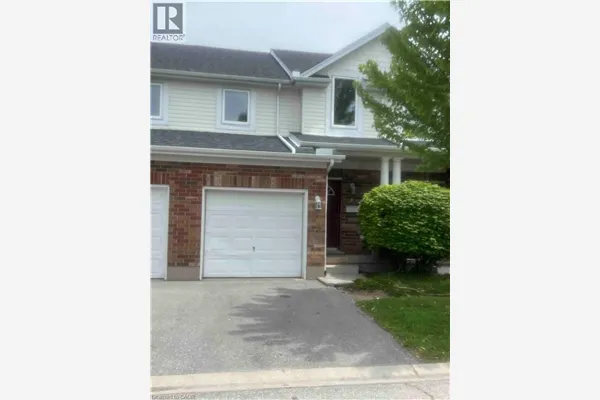 151 CLAIRFIELDS Drive E Unit# 4