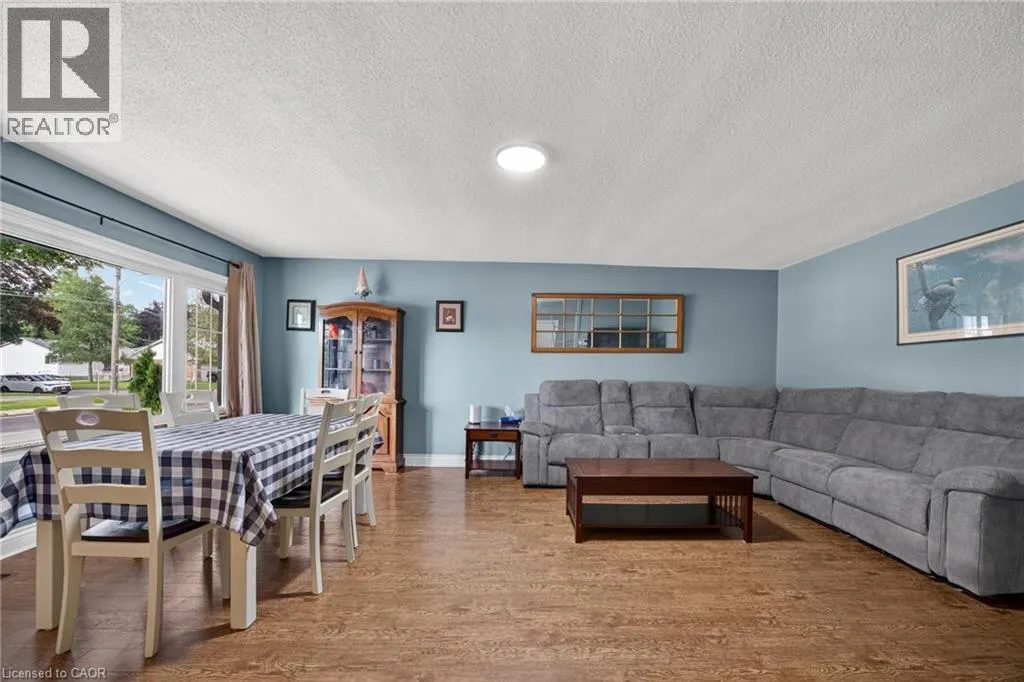 29 CONCESSION Street E