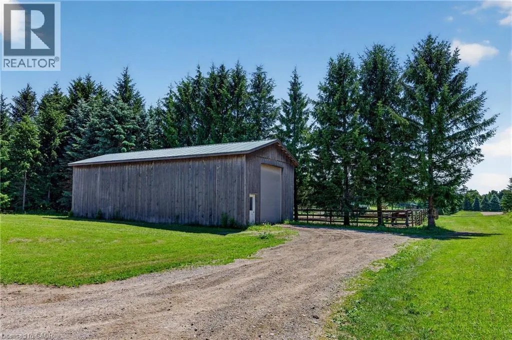564 8TH CONCESSION Road E