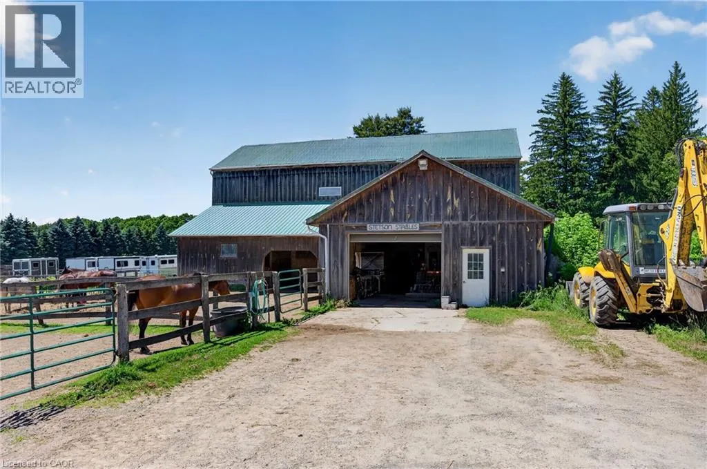 564 8TH CONCESSION Road E