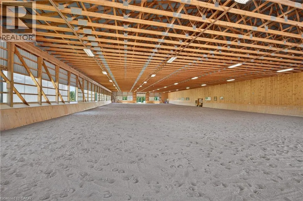564 8TH CONCESSION Road E