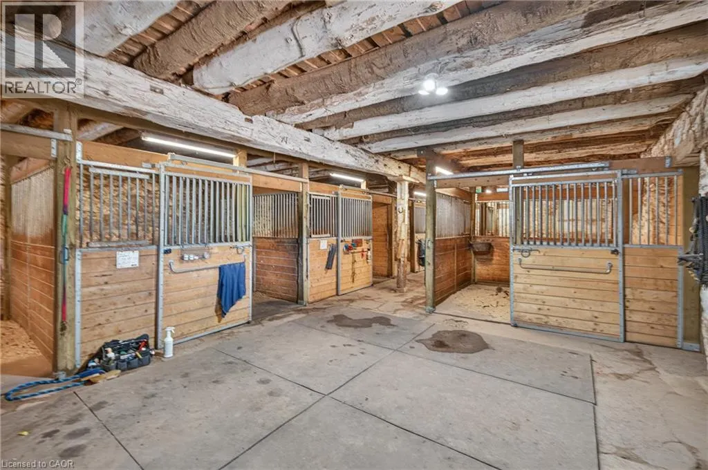 564 8TH CONCESSION Road E