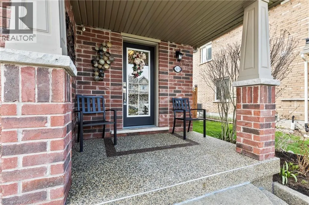 8679 DOGWOOD Crescent