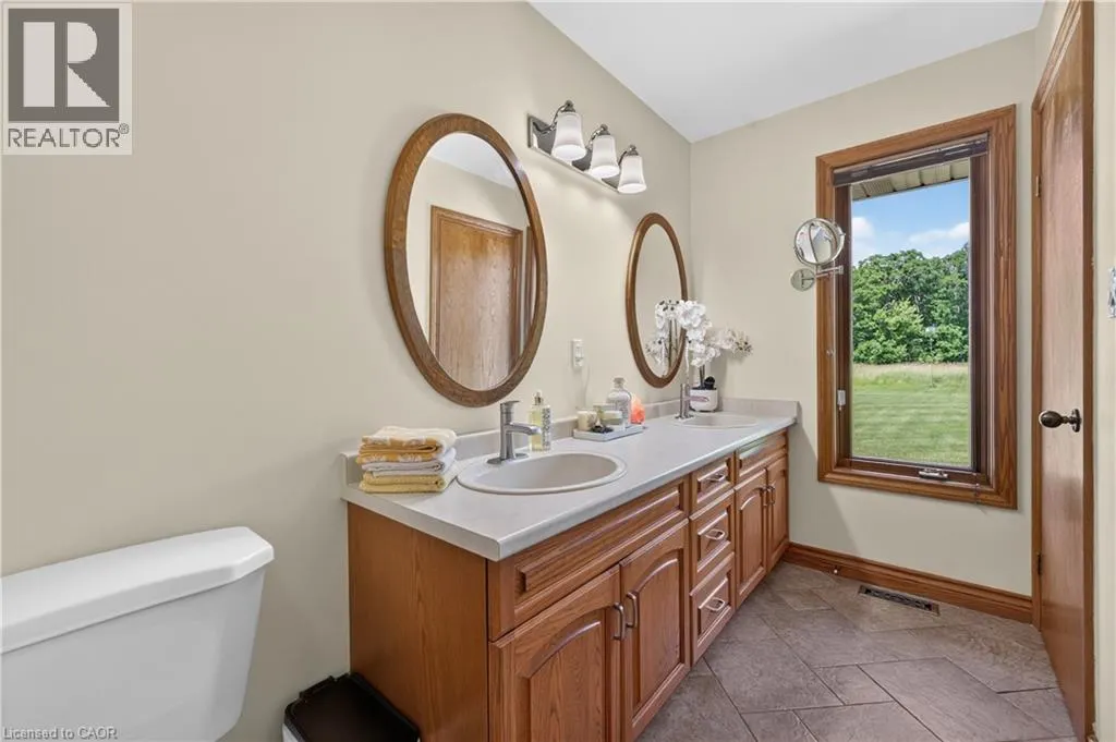 398 MOUNTAIN Road