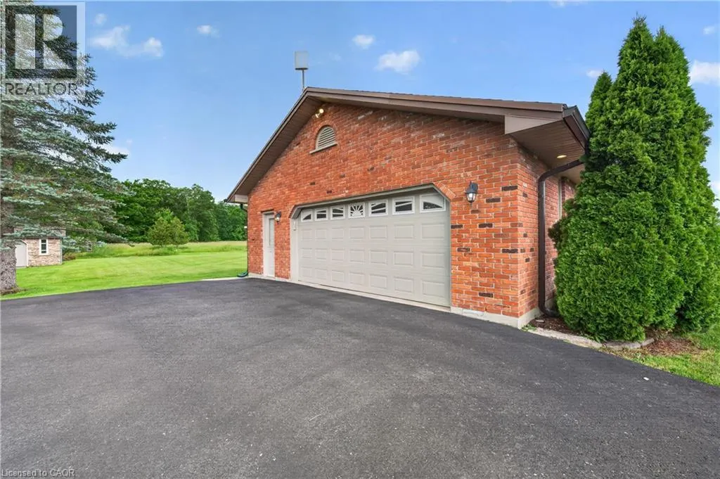 398 MOUNTAIN Road