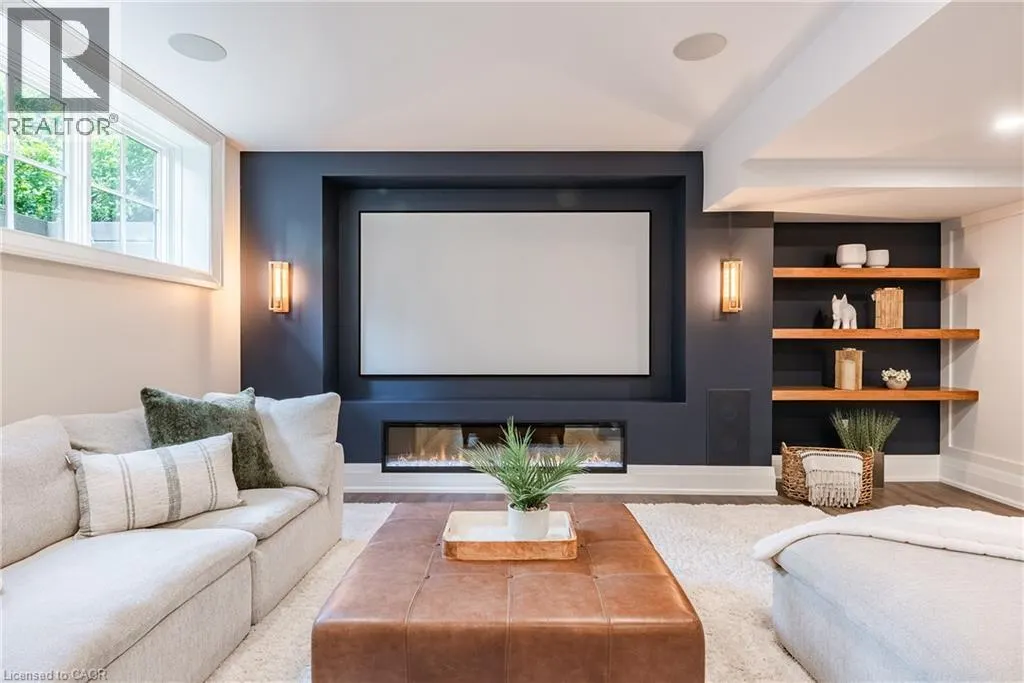 487 ORCHARD Drive