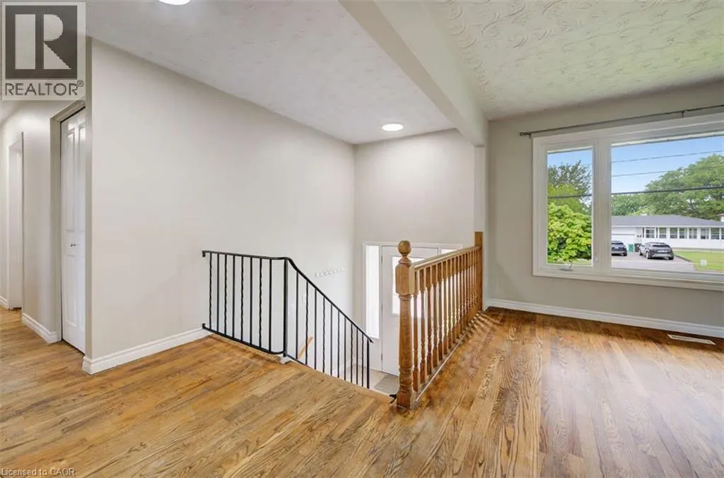 939 STRASBURG Road