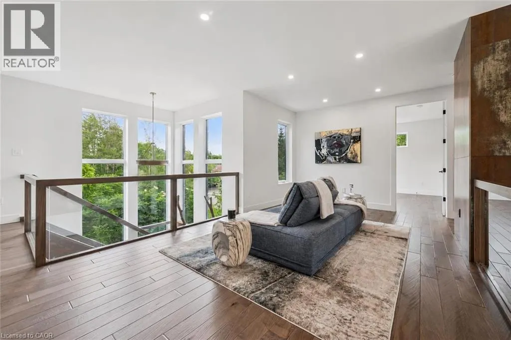 11 CHERRYWOOD Lane