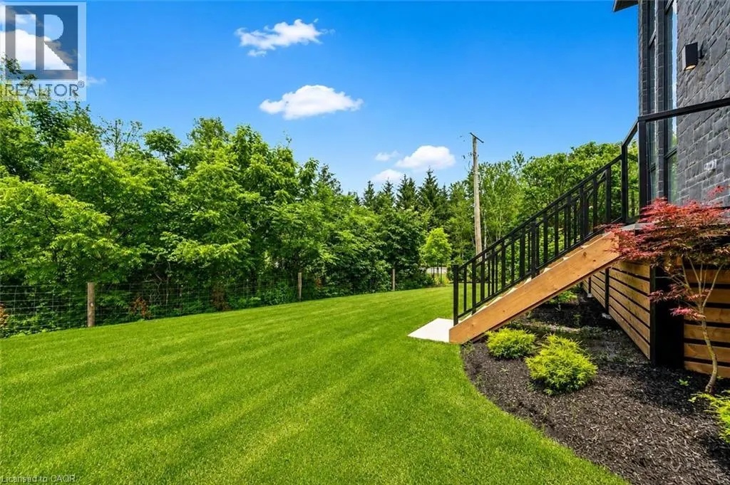 11 CHERRYWOOD Lane