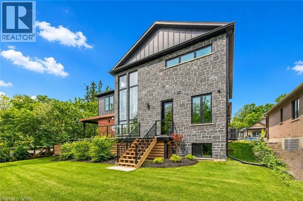 11 CHERRYWOOD Lane