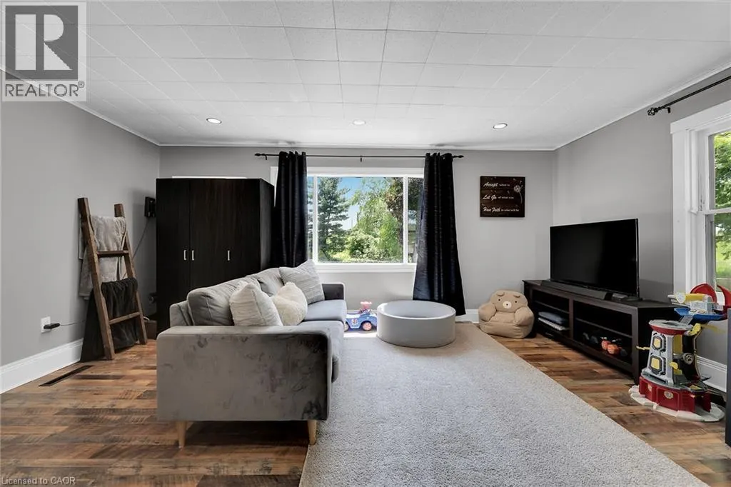 1216 SAWMILL Road