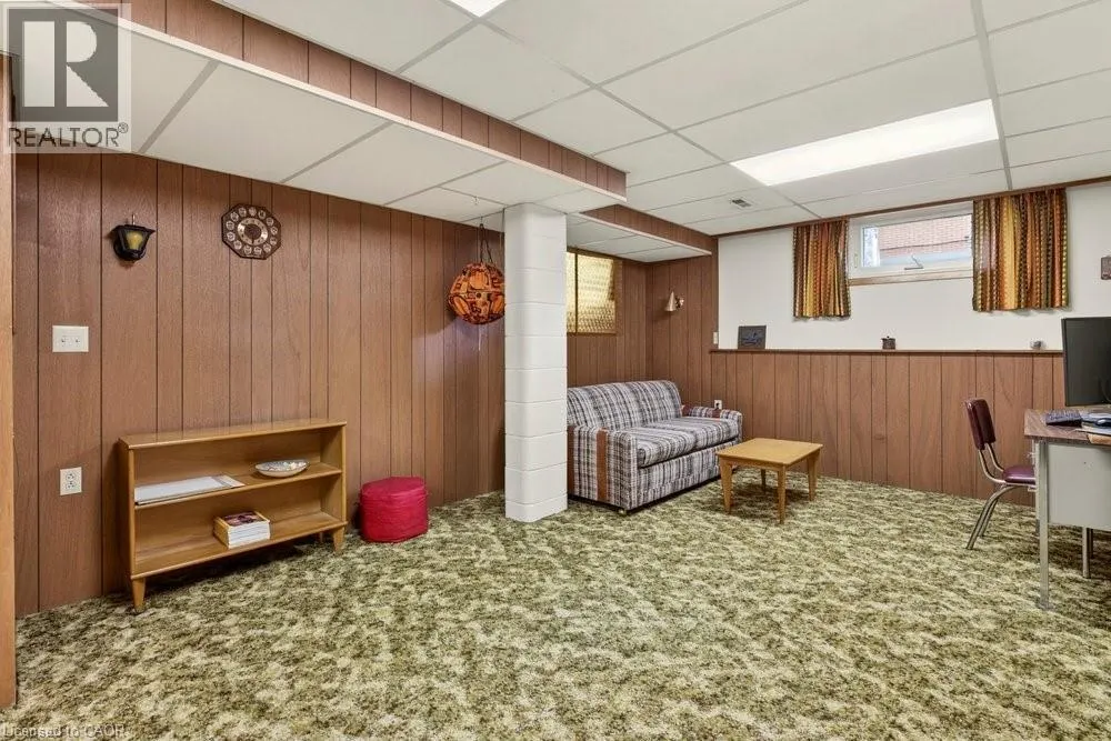803 MONTGOMERY Drive