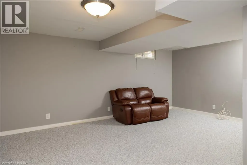 7 GRAYSTONE Court