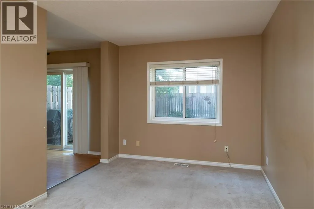 7 GRAYSTONE Court