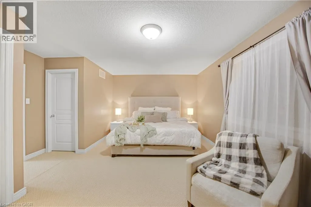 4465 COMFORT Crescent