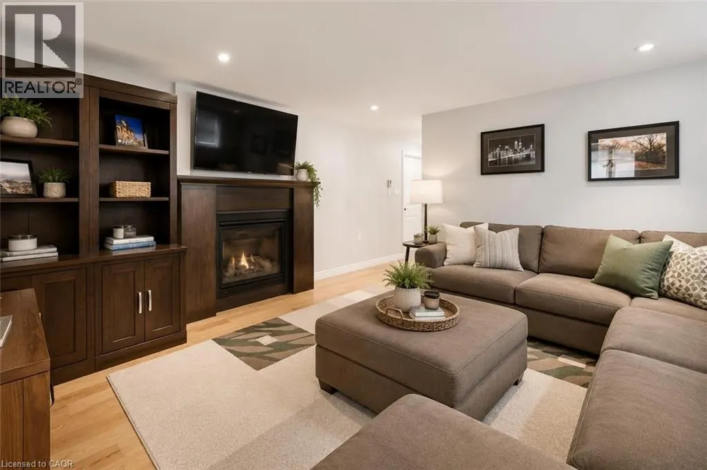 7459 BOYCE Drive