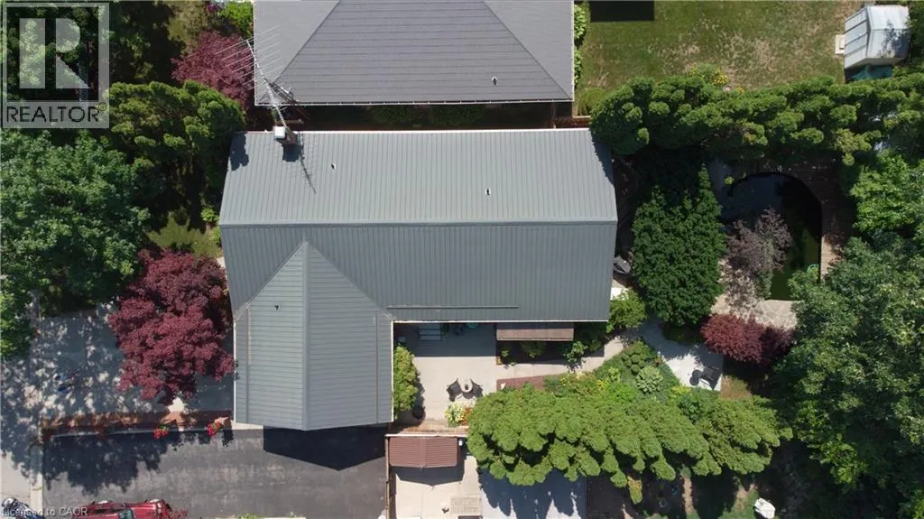13 KELLY Avenue