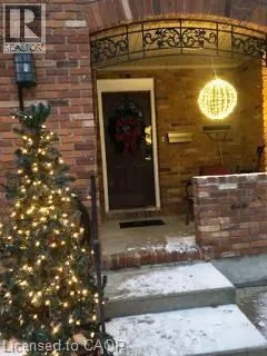 13 KELLY Avenue