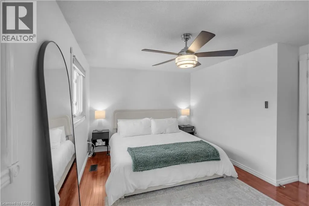 1155 PARAMOUNT Drive Unit# 22 #22
